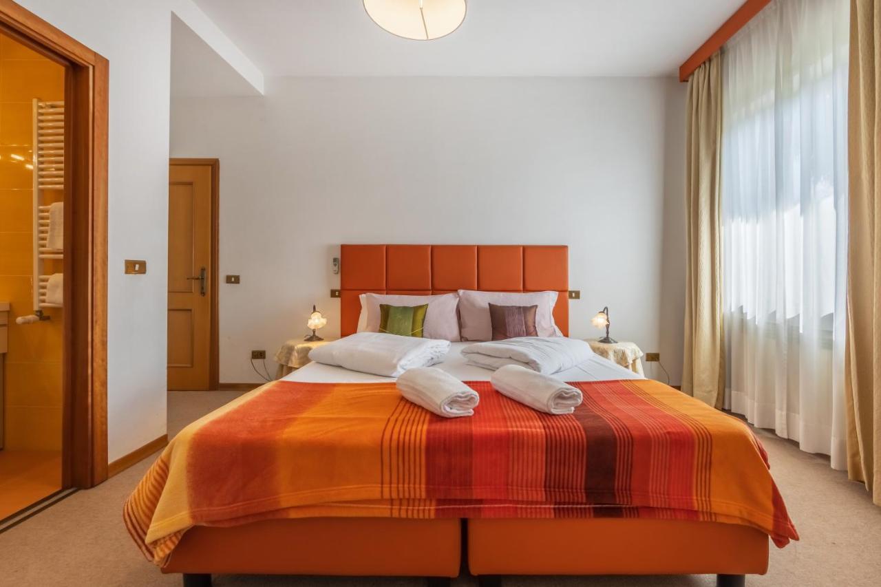 Albergo Al Salus Levico Terme Exterior foto