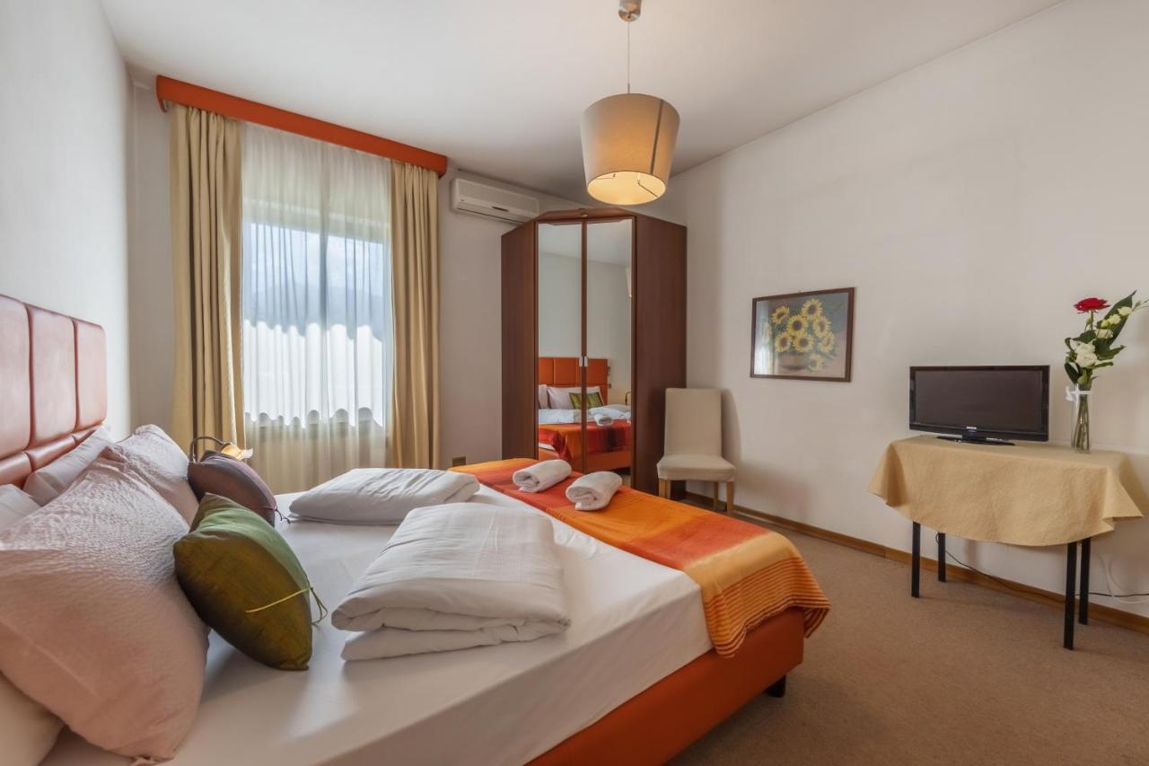 Albergo Al Salus Levico Terme Exterior foto