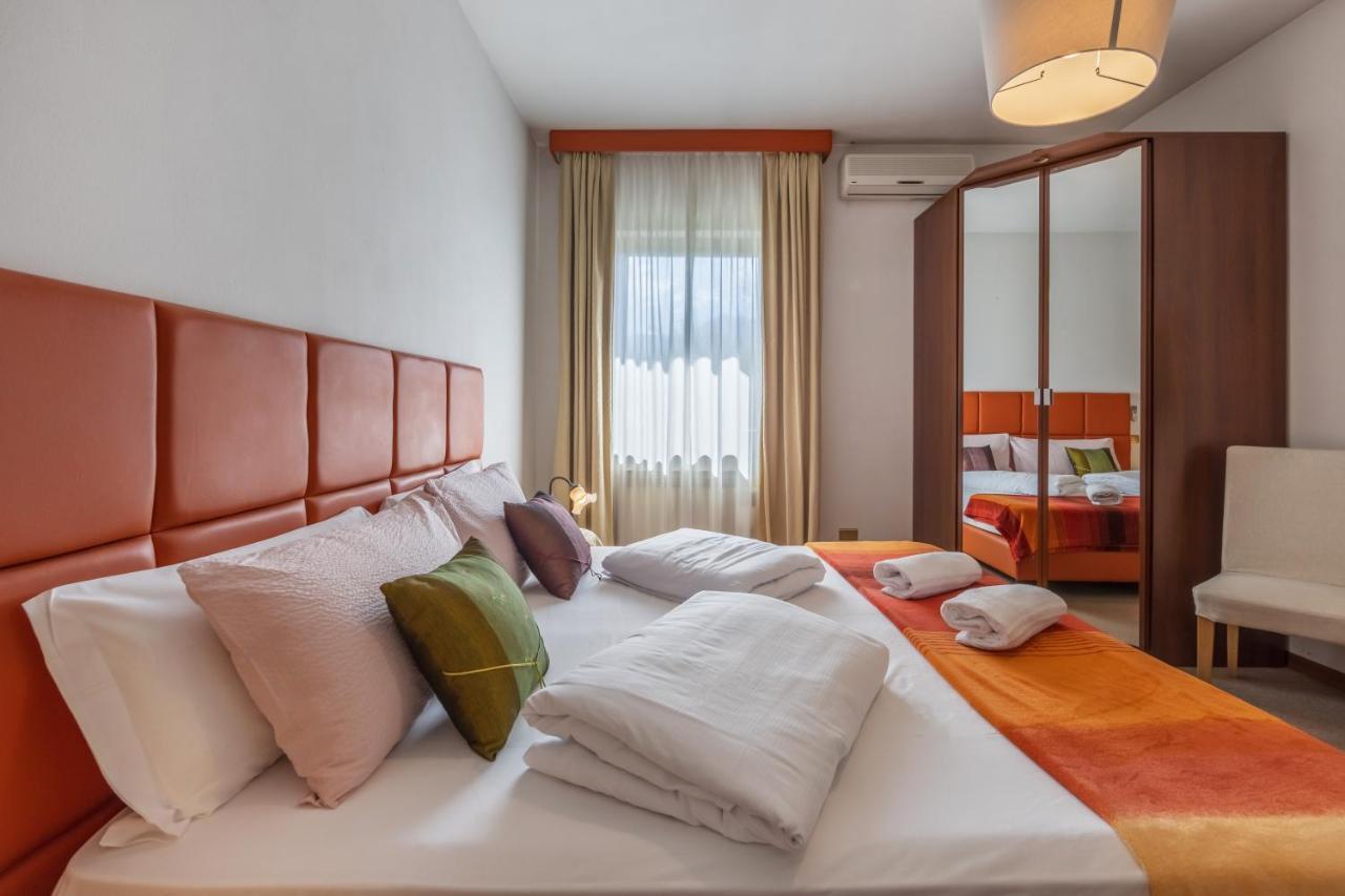 Albergo Al Salus Levico Terme Exterior foto